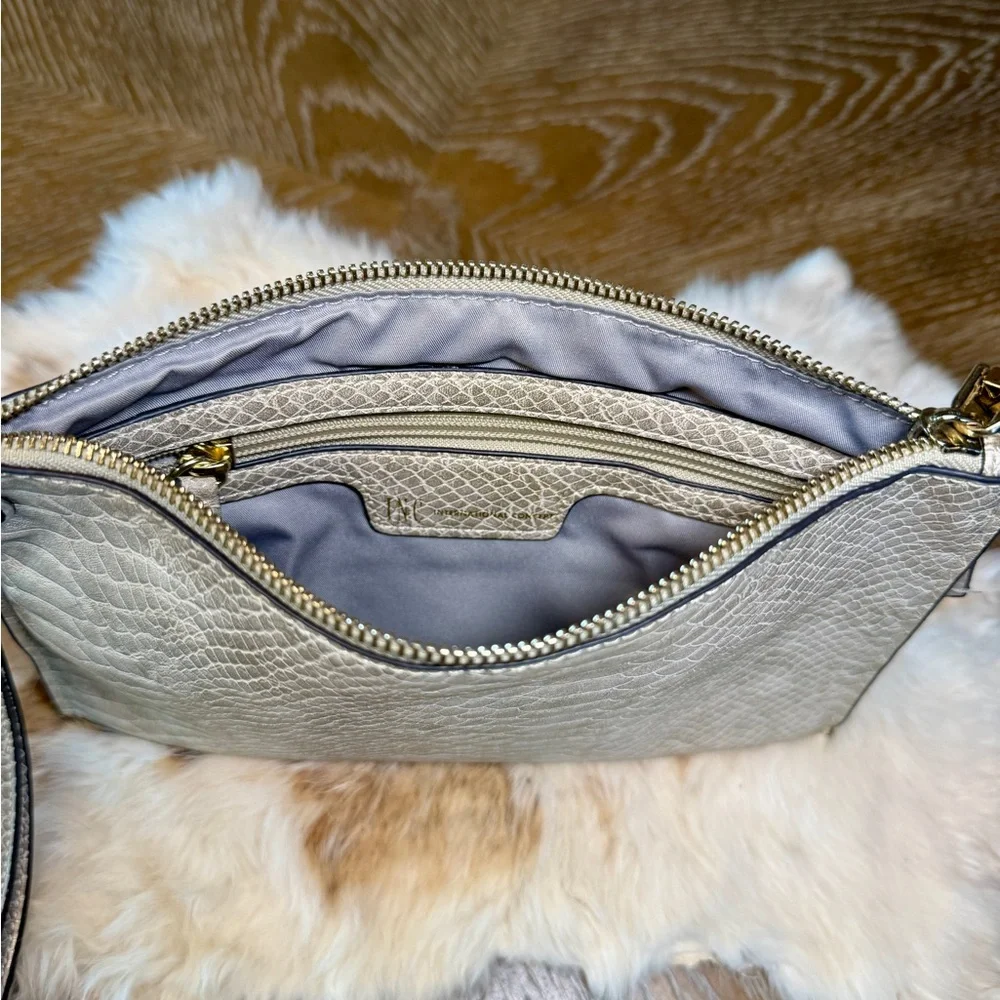 Inc International Concepts KJ Clutch/Wristlet in Metallic Gold Taupe
